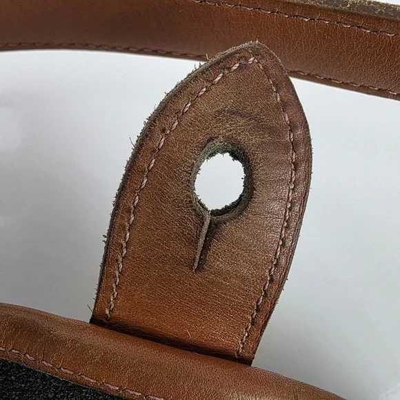 Dooney & Bourke Dover Carrier R10 Crossbody Tassel All Weather Vtg Tan Black Bag - Picture 14 of 16